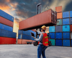 Despacho Aduaneiro vs. Desembaraço Aduaneiro: Entenda a Diferença